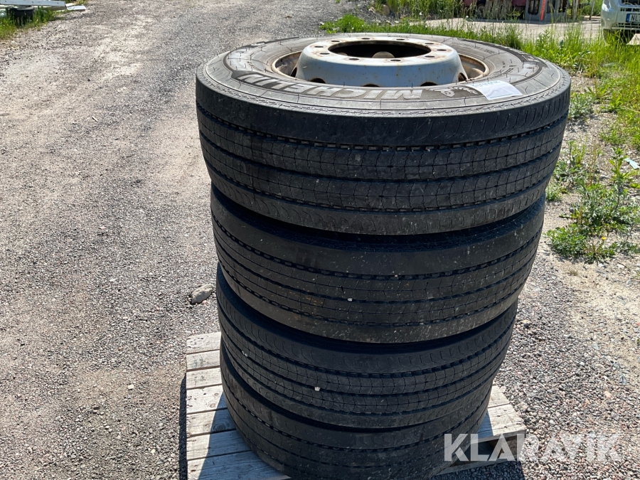 Lastbilsdäck Michelin 315/70R22,5 4st