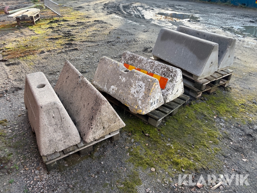 Diverse betongsuggor - Totalt 6st