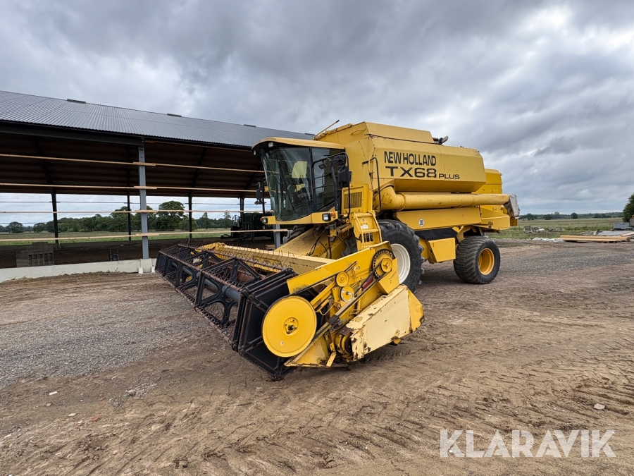 Skördetröska New Holland TX68 Plus