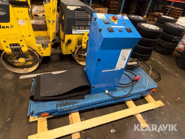 Saxlyft OMCN / 1900mm lyfthöjd/ 2500kg