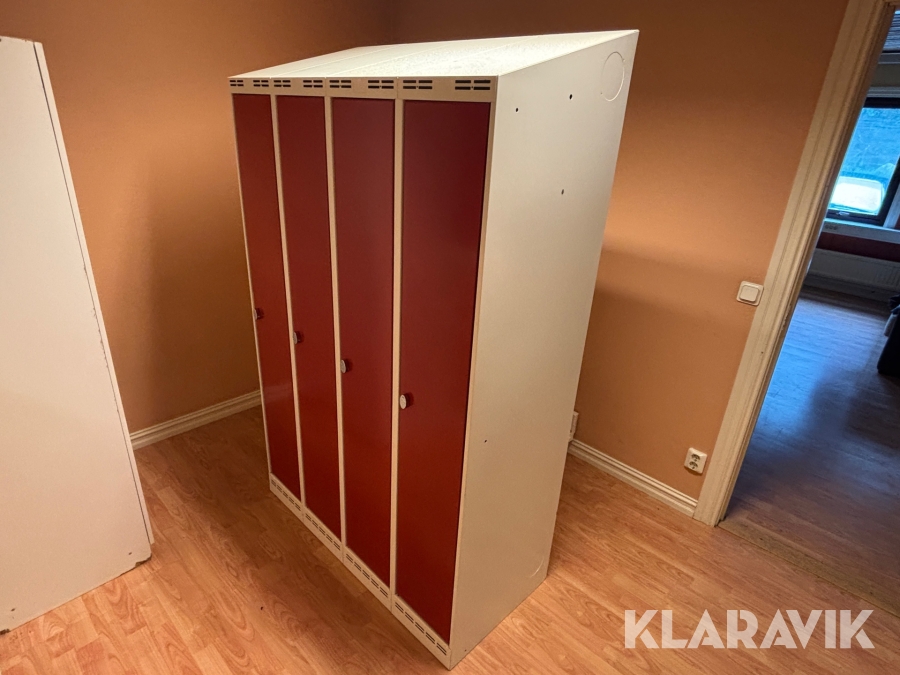 Omklädningsskåp 2st