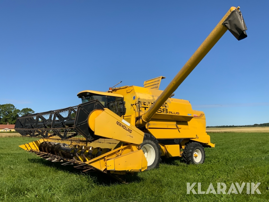 Skördetröska New Holland TX68 Plus 24fot