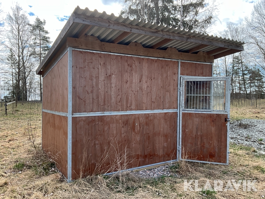 Utebox till djur/häst 4x3M