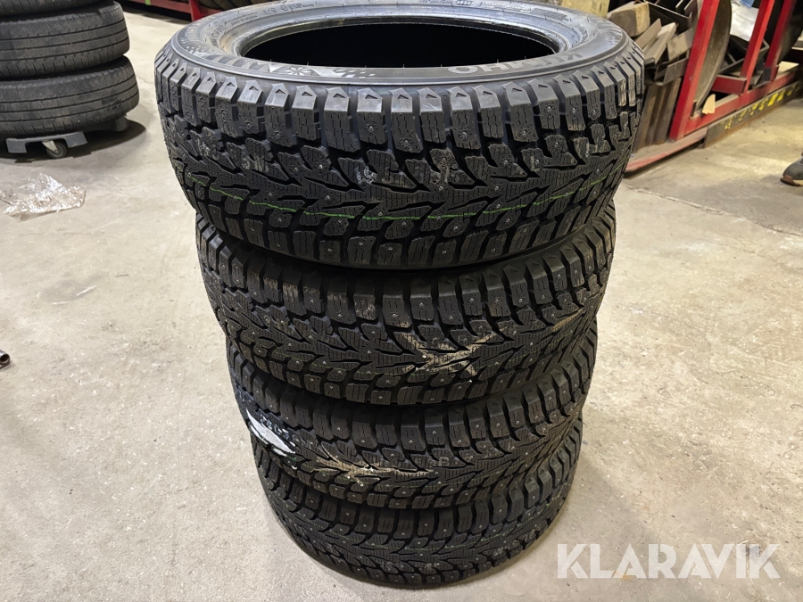 Dubbade vinterdäck 195/55 R16 Kumho WinterCraft ice Wi32. 4 st