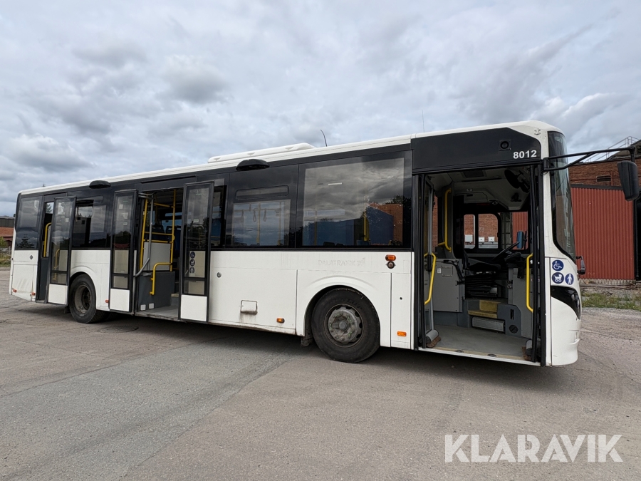 Buss Volvo B7RLE 8900