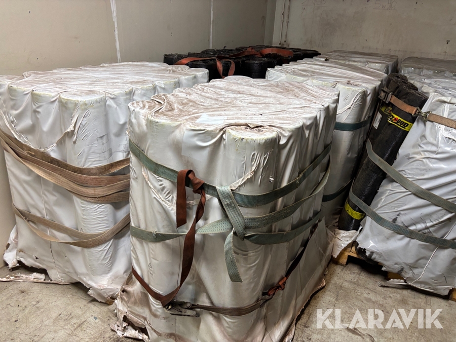 Parti med industripapp 142 rullar