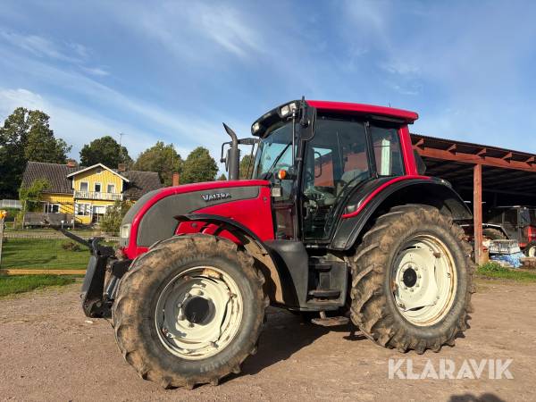 Traktor Valtra N141