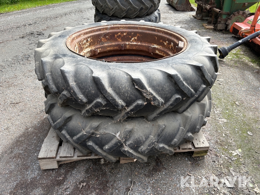 Dubbelmontage Dunlop 13,6/12-38