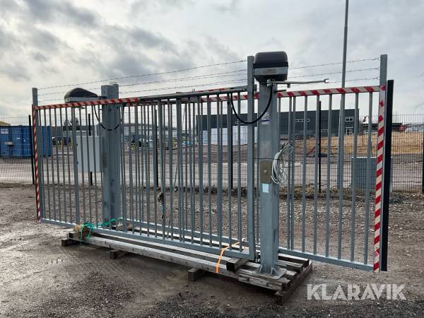 Dubbelgrind ABAS Protest 8000x2400