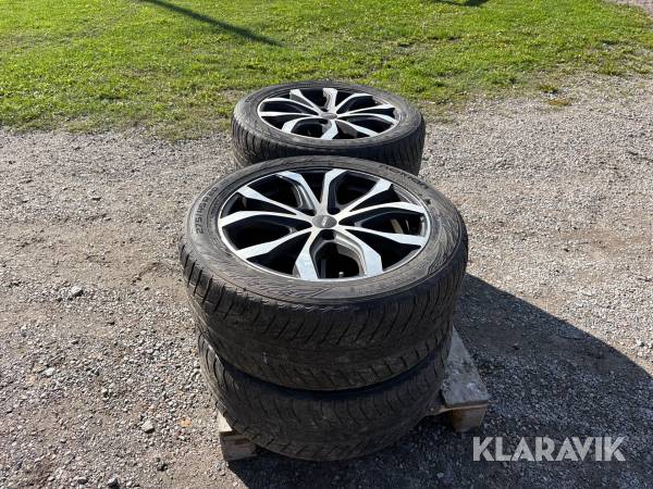 Däck Nokian 275/45R20 4st