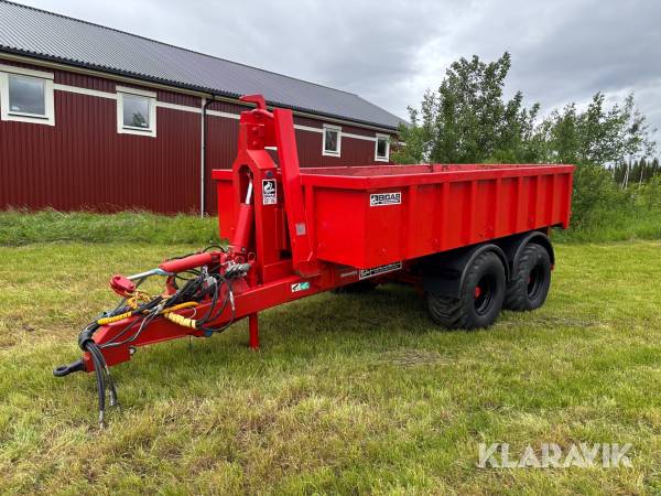 Lastväxlarvagn Bigab 12-15 med grusflak