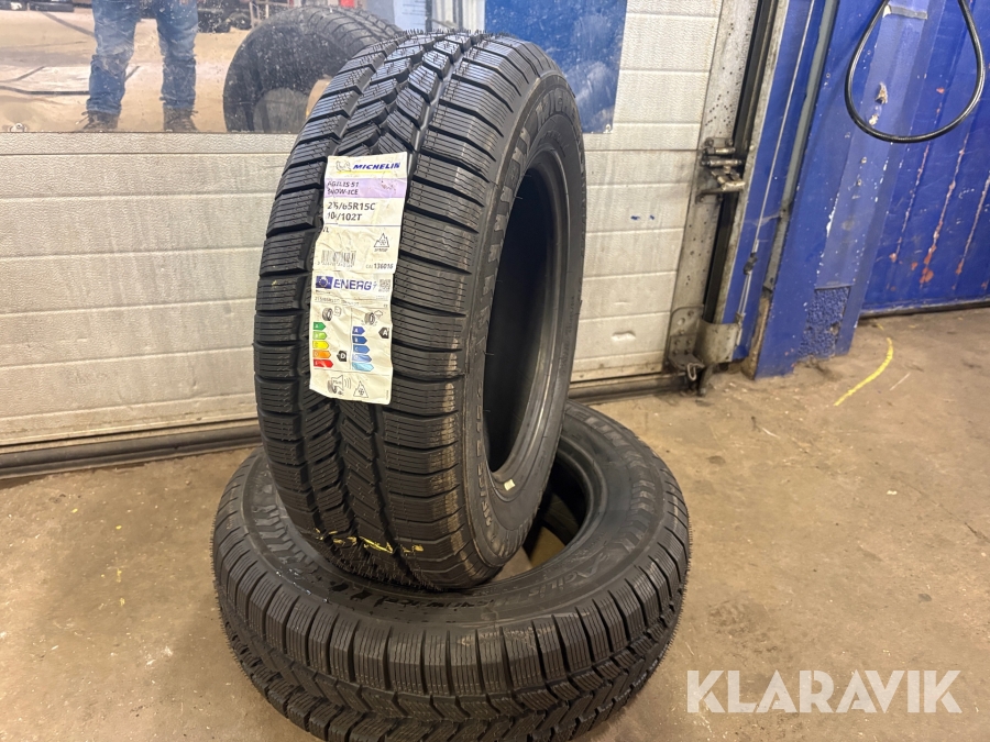 Vinterdäck Michelin Agilis 215/65R15 2 st