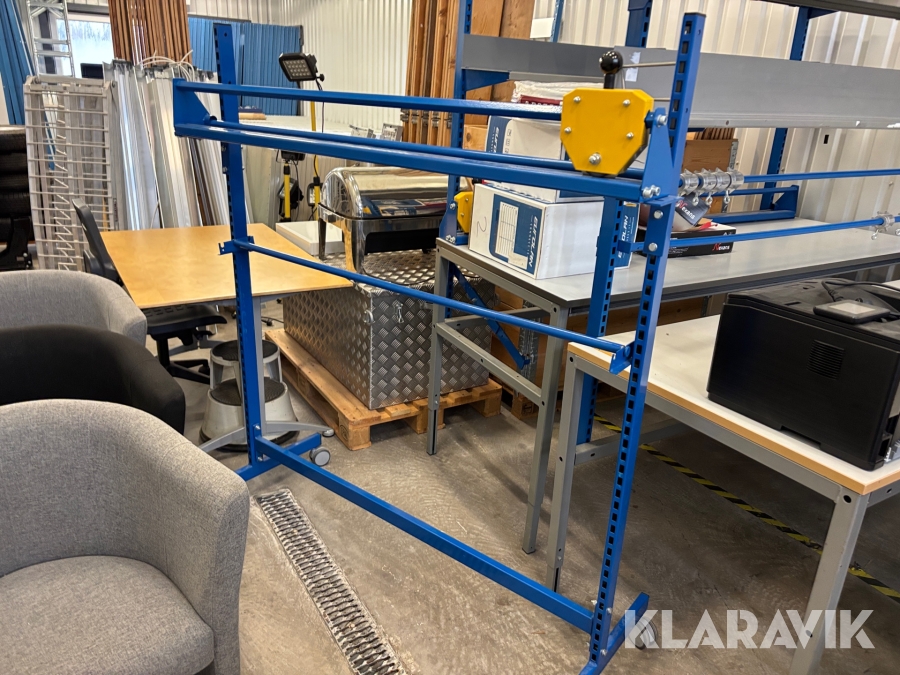 Rullhållare med skärare på hjul AJ Produkter