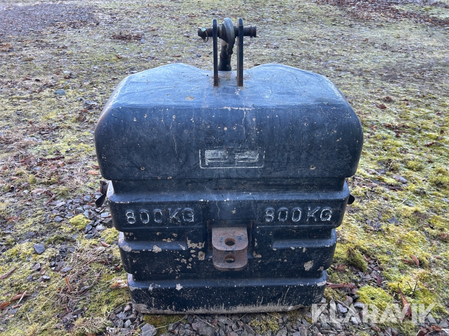 Frontvikt 800 kg