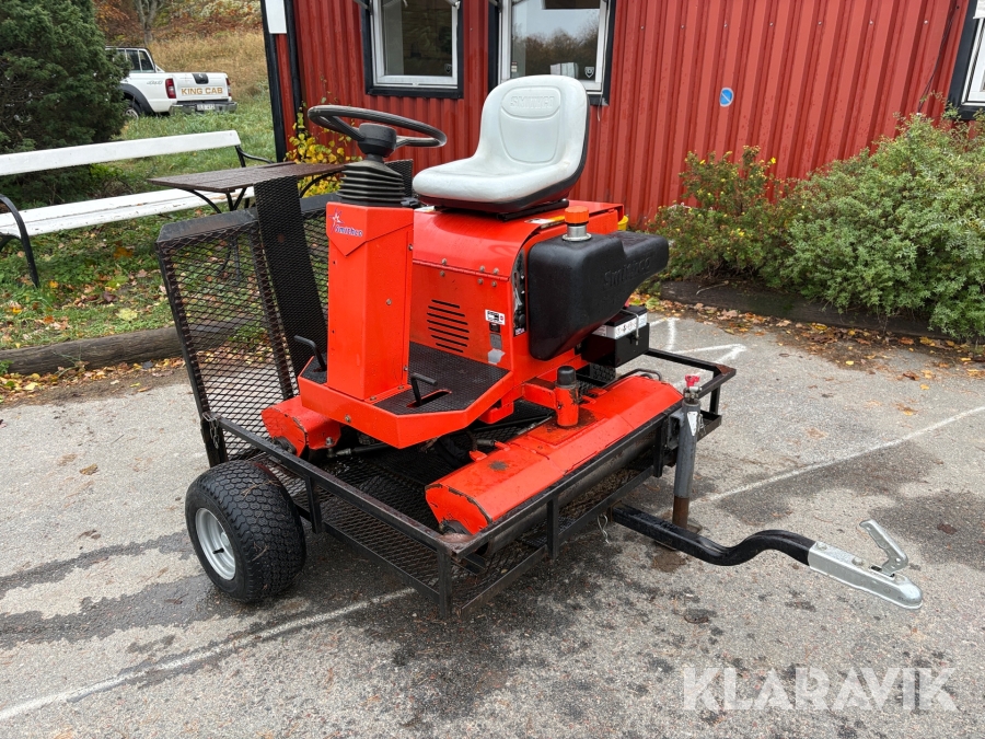 Greenvält Smithco Ultra Tournament X-Press roller 7580 med tillhörande släp