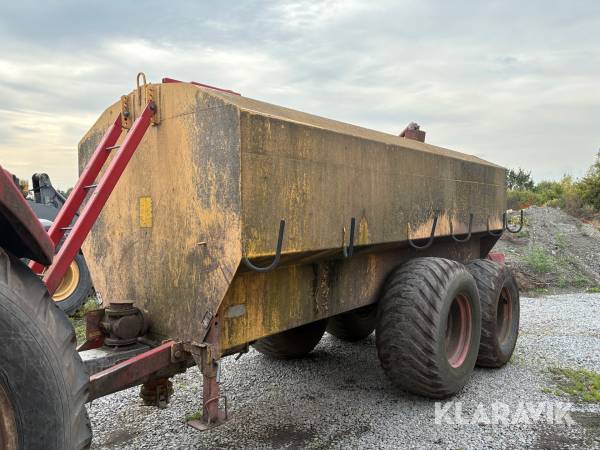 Vattentank Olbymaskiner 12B3