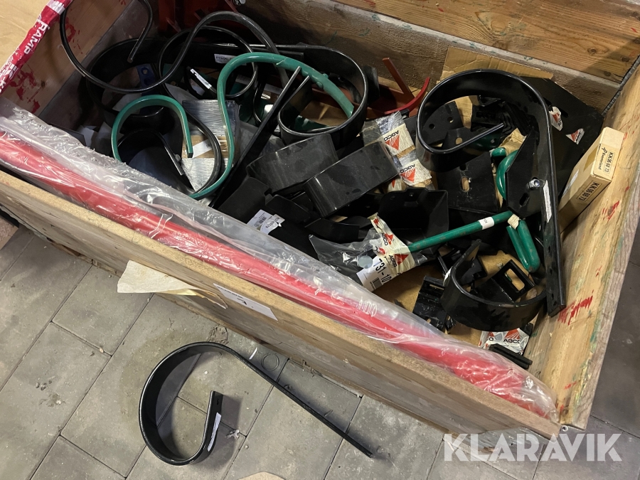 Diverse delar till harv