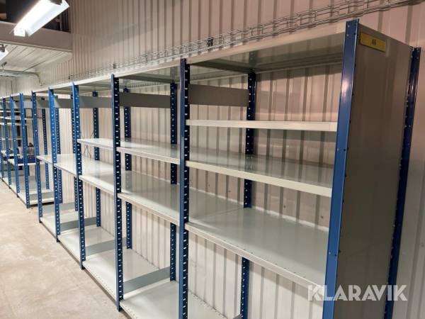 Stort parti med hyllsystem Brännhylte bruk Metro 35gavlar ca 630 hyllplan samt avdelare