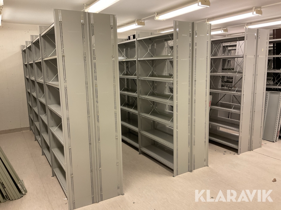 Lagerhyllor i plåt 14st 4-sektioner
