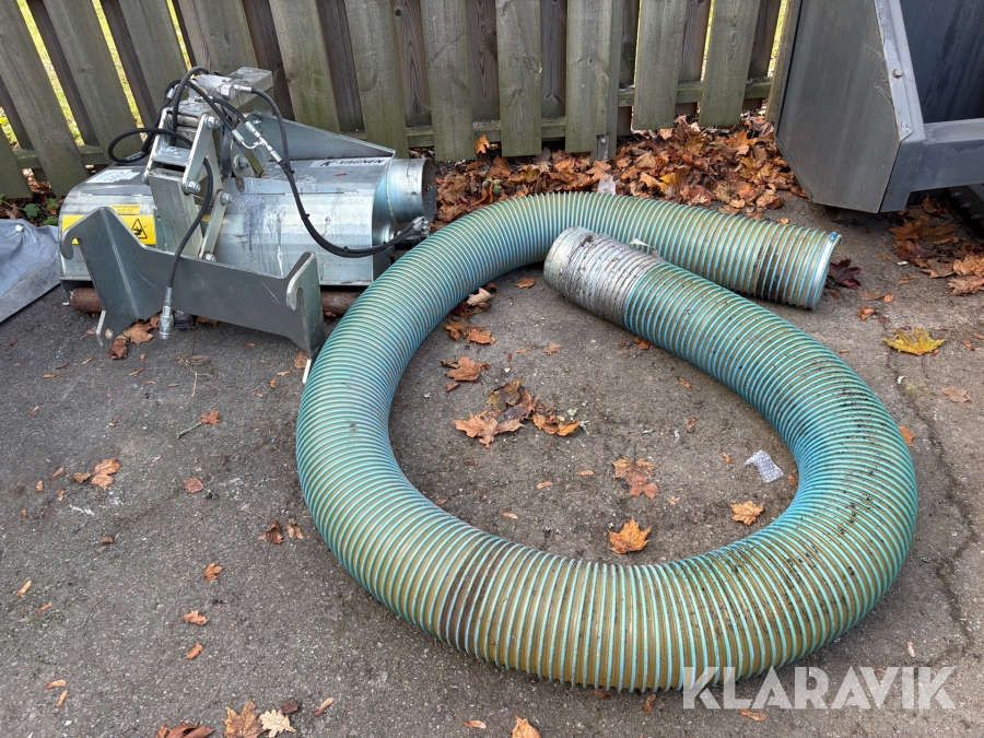 Frontmonterad lövborste K-vagnen