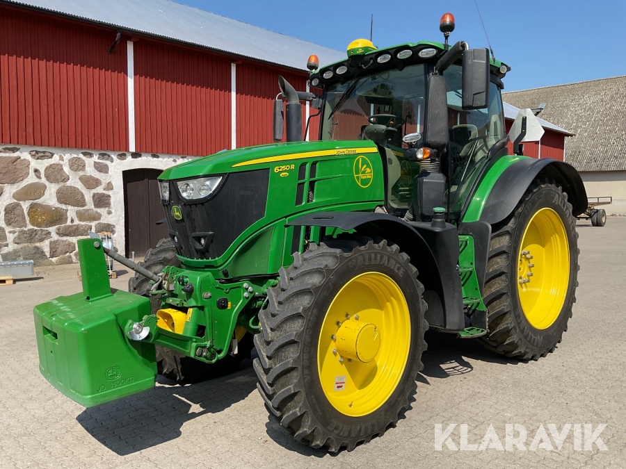 Traktor John Deere 6250R