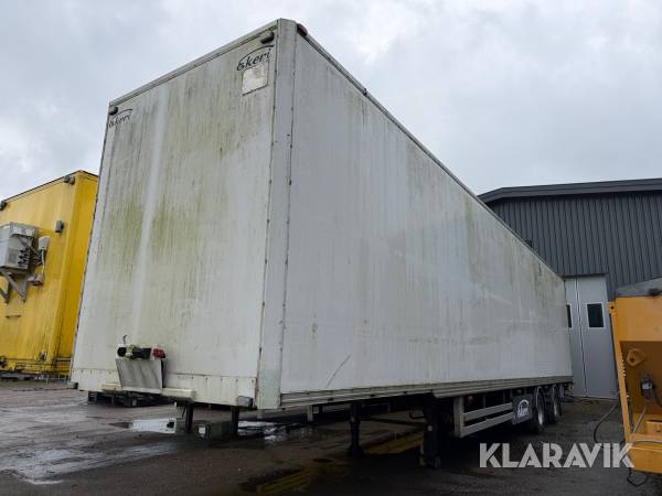 Trailer Ekeri L-2 2000 med slädlyft/bakgavellyft