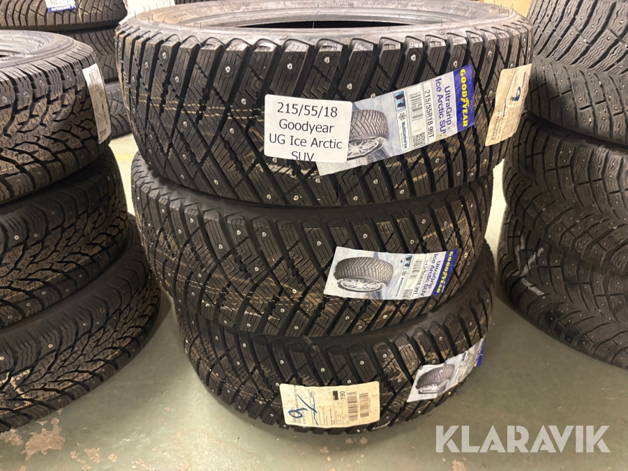 Vinterdäck Goodyear UG Ice Arctic SUV 215/55R18 3st
