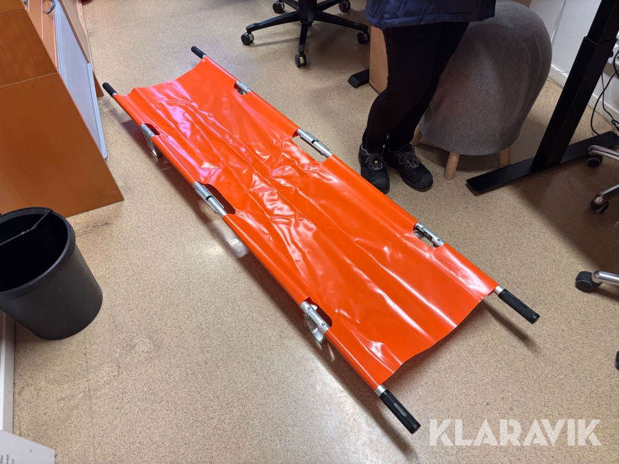 Armébår Ferno S-2108-AF-206 hopvikbar