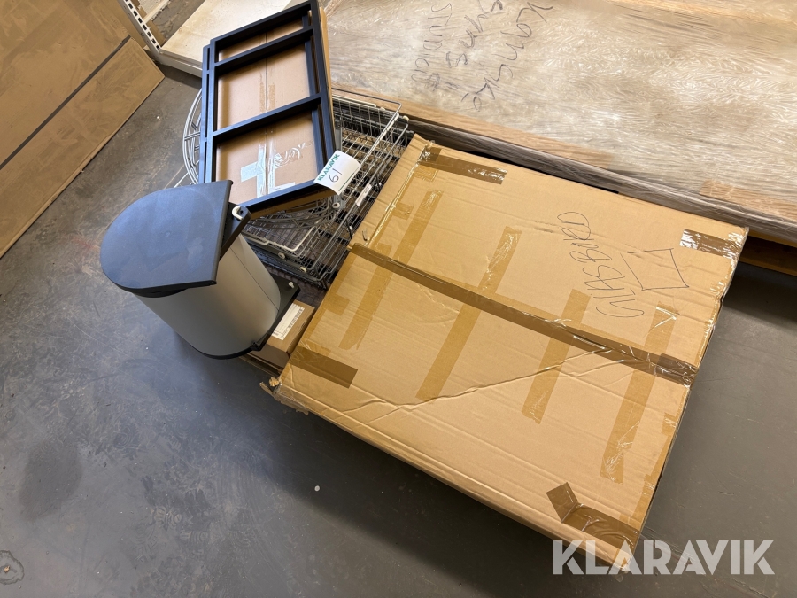 Blandad utrustning Marbodal 1st pall