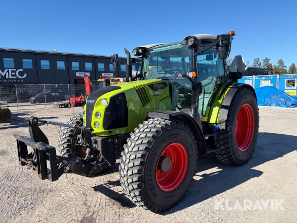 Traktor Claas 420 Arion Med Vikplog och Spridare