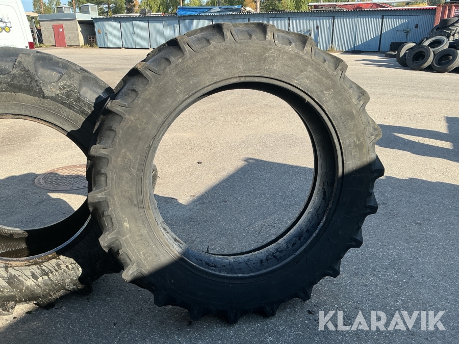 Traktordäck Kormoran 13.6R38 1st