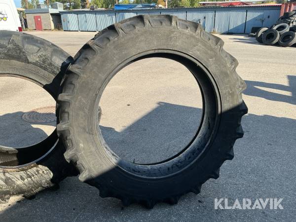 Traktordäck Kormoran 13.6R38 1st