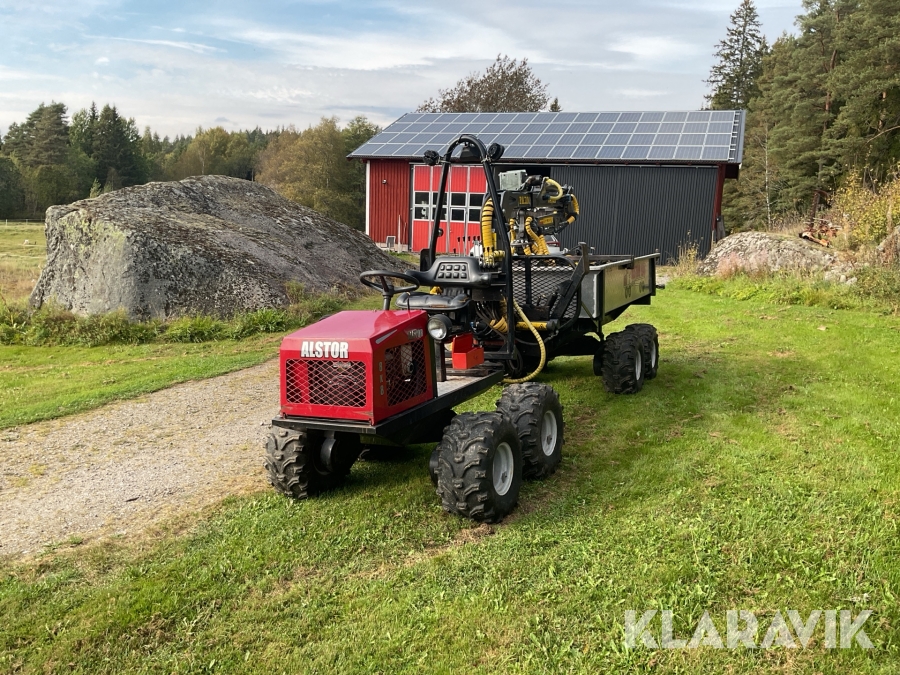 Miniskotare Alstor 8x8 med Farma kran