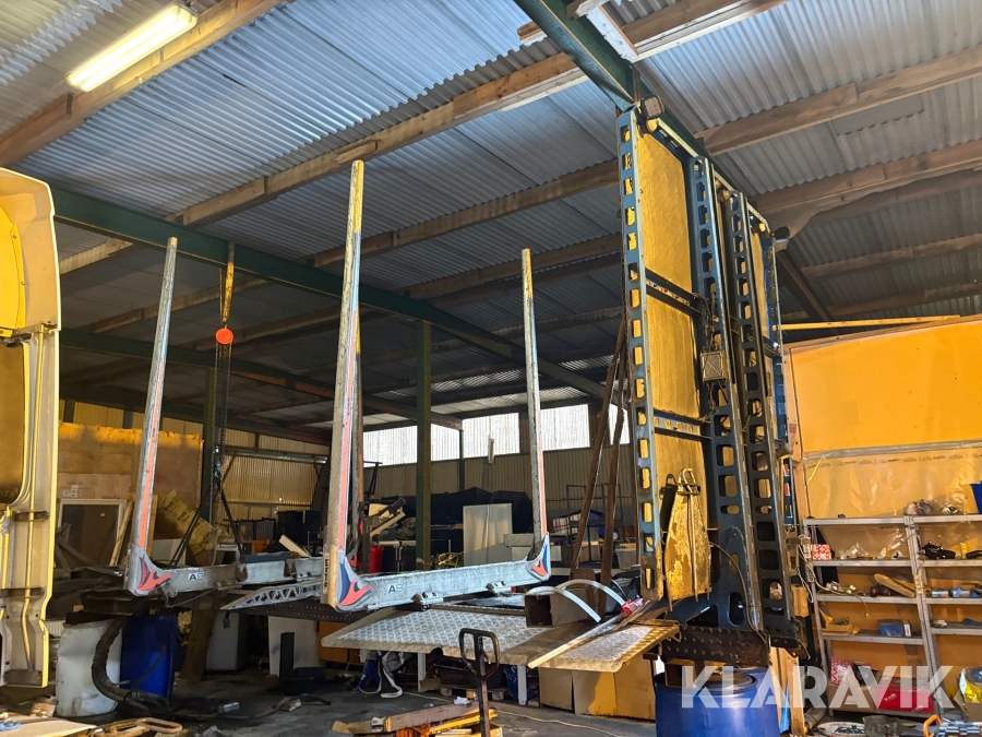 Påbyggnad till timmerbil Vemservice