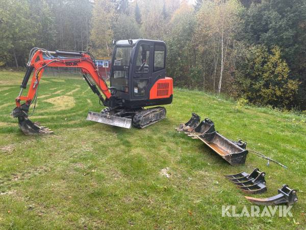 Grävmaskin SDJK JKW-20 med redskap