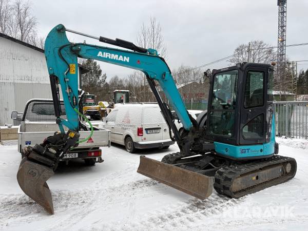 Grävmaskin Airman AX55U-7 med rotor & redskap