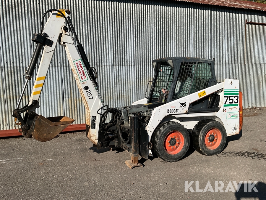 Kompaktlastare Bobcat 753 med 5st redskap