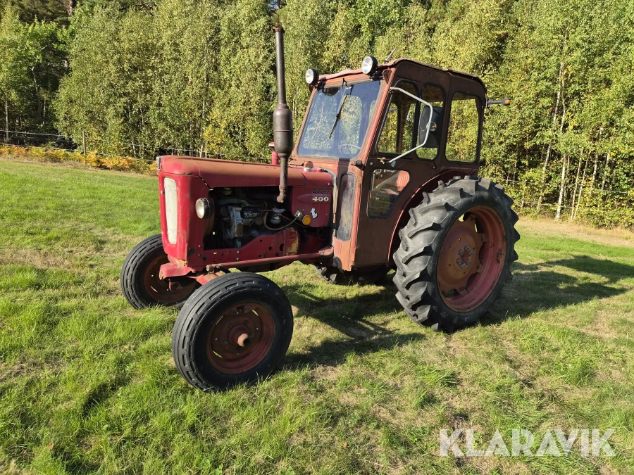 Traktor Bolinder-Munktell Volvo 400 Buster