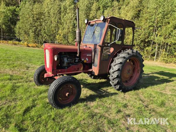 Traktor Bolinder-Munktell Volvo 400 Buster