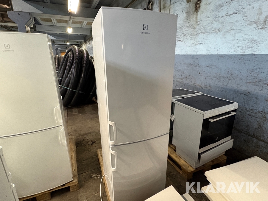 Kombiskåp kyl/frys Electrolux KNT3LE31W2