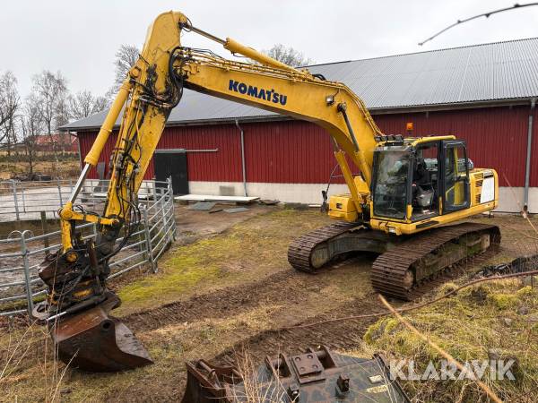 Grävmaskin bandburen Komatsu PC210LC-8 med tiltrotator och