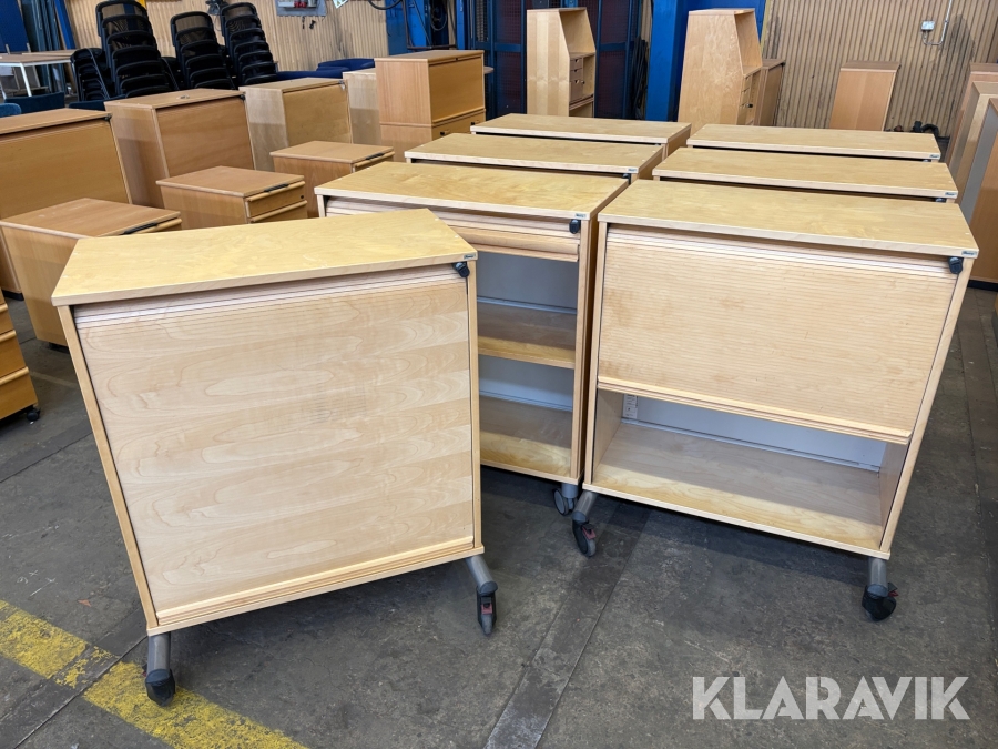 Kontorskåp / Arkivskåp Kinnarp på hjul, 7st