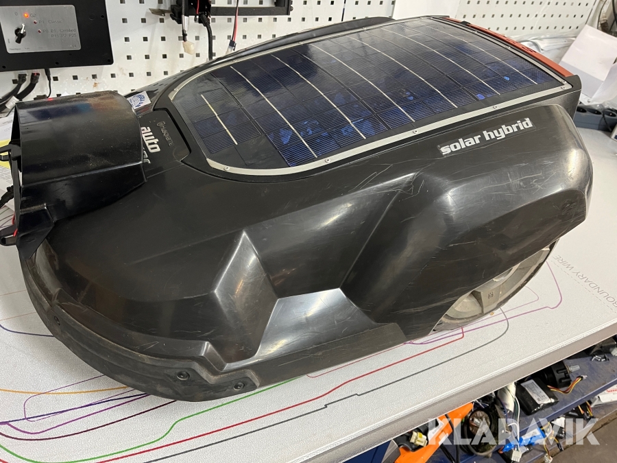 Robotgräsklippare Husqvarna Automower Solar Hybrid
