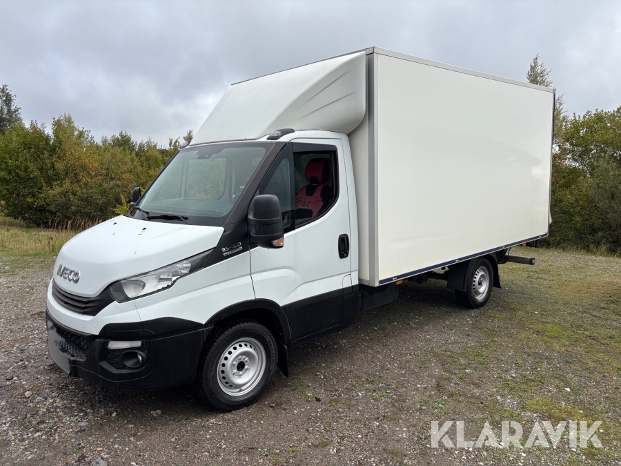 Skåpbil Iveco 35-160 med bakgavellift