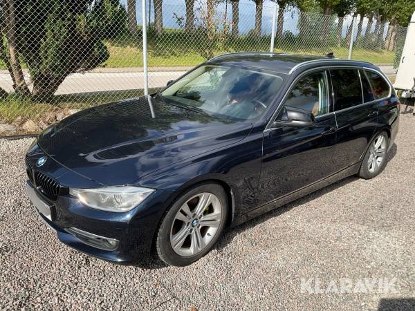 BMW 328i
