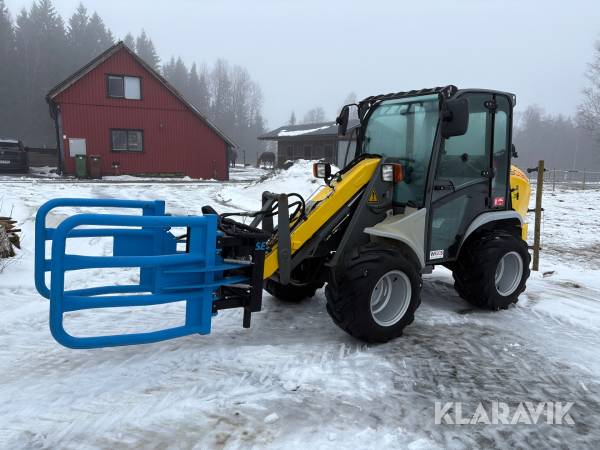 Kompaktlastare Kramer 5035 med 4 redskap