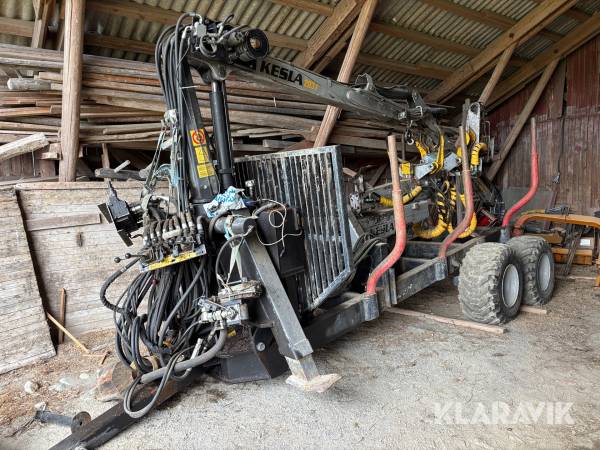Stegmatare Kesla 40LF med kran, vagnburen