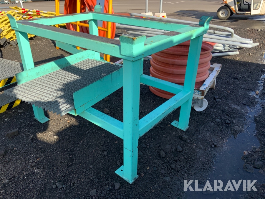 Avsats 2st / pallställ, Skövde, Klaravik auktioner