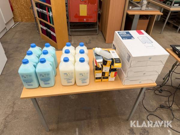 Pappershållare, tvål och tvåldispensrar Tork & Ekofekt