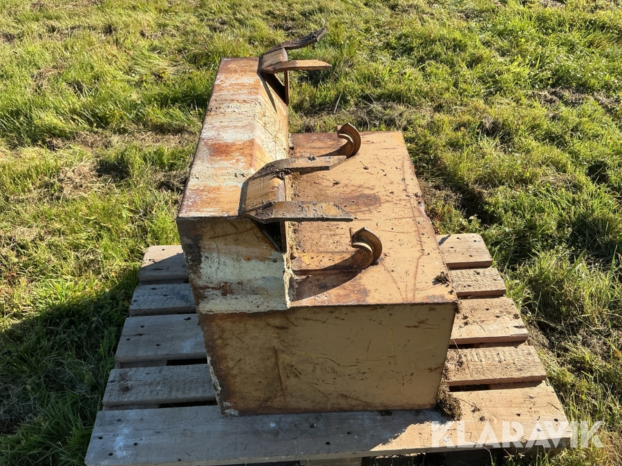 Bakvikt till traktor